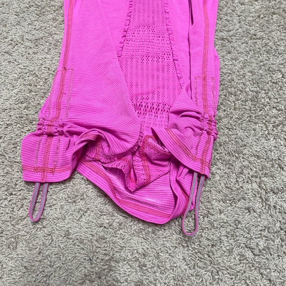 Lululemon pow Pink Light Run: Tie and Fly Tank - Picture 5 of 7